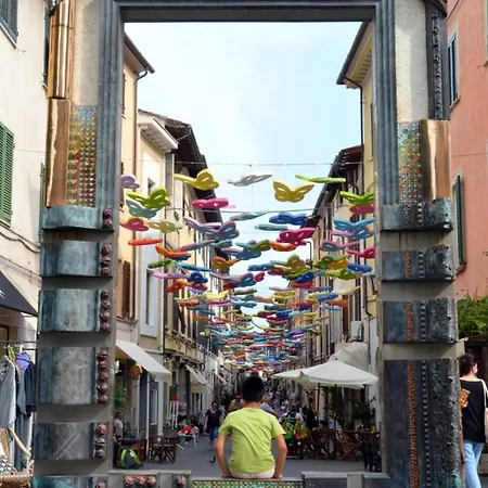 Σπίτι διακοπών In Citta Di Arte Con Giardino Privato - Carnevale Di Viareggio *